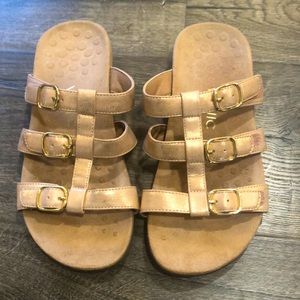 Pink gold, 3strap Vionic sandals